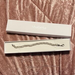 Elegant Silver Bracelet